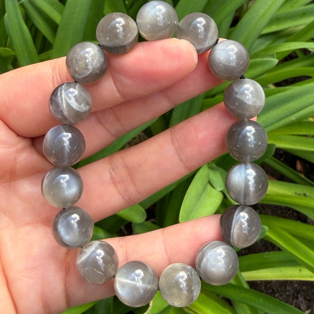 12mm‎ stretchable gray moonstone bracelet 0345